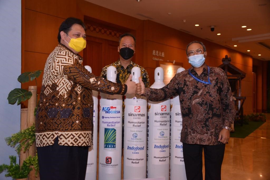 Indonesia Kirimkan Bantuan 2.000 Tabung Oksigen ke India