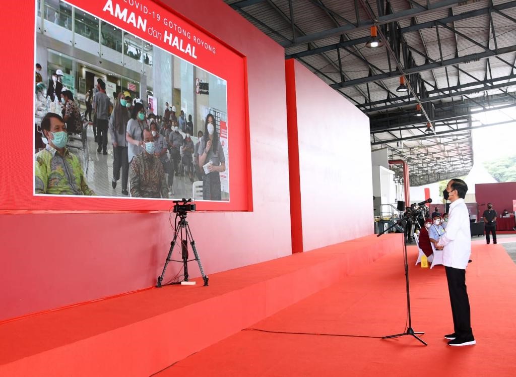 Vaksinasi Gotong Royong Dimulai, Presiden Harap Tingkatkan Produktivitas Pekerja