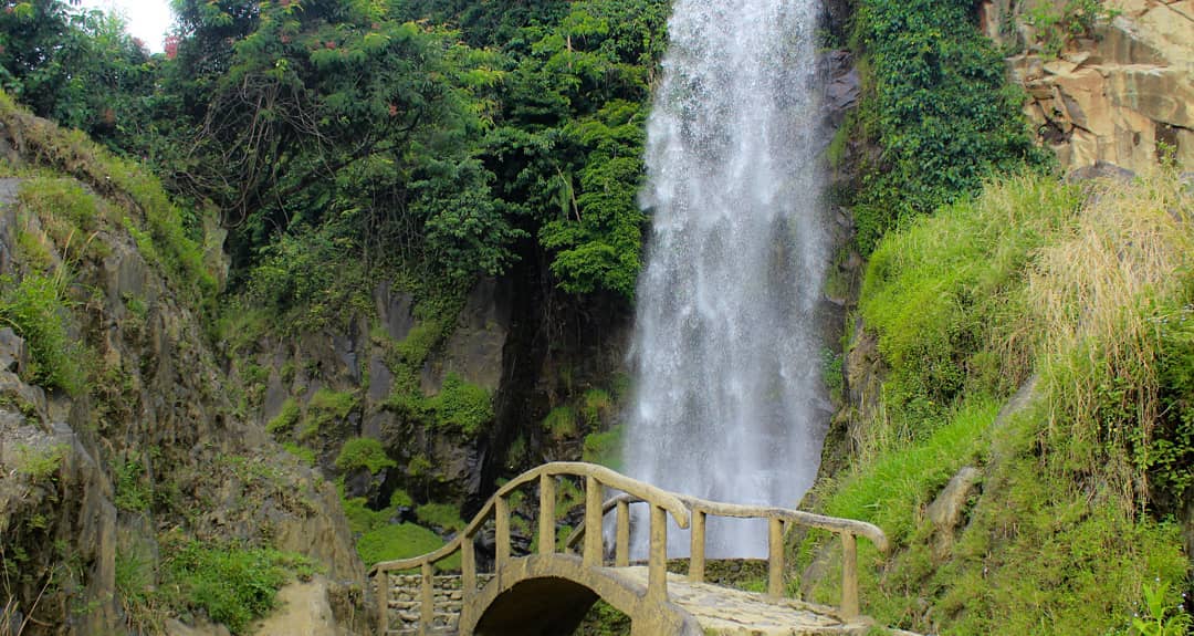 Menikmati Kesejukan dan Pemandangan Indah di Curug Bidadari