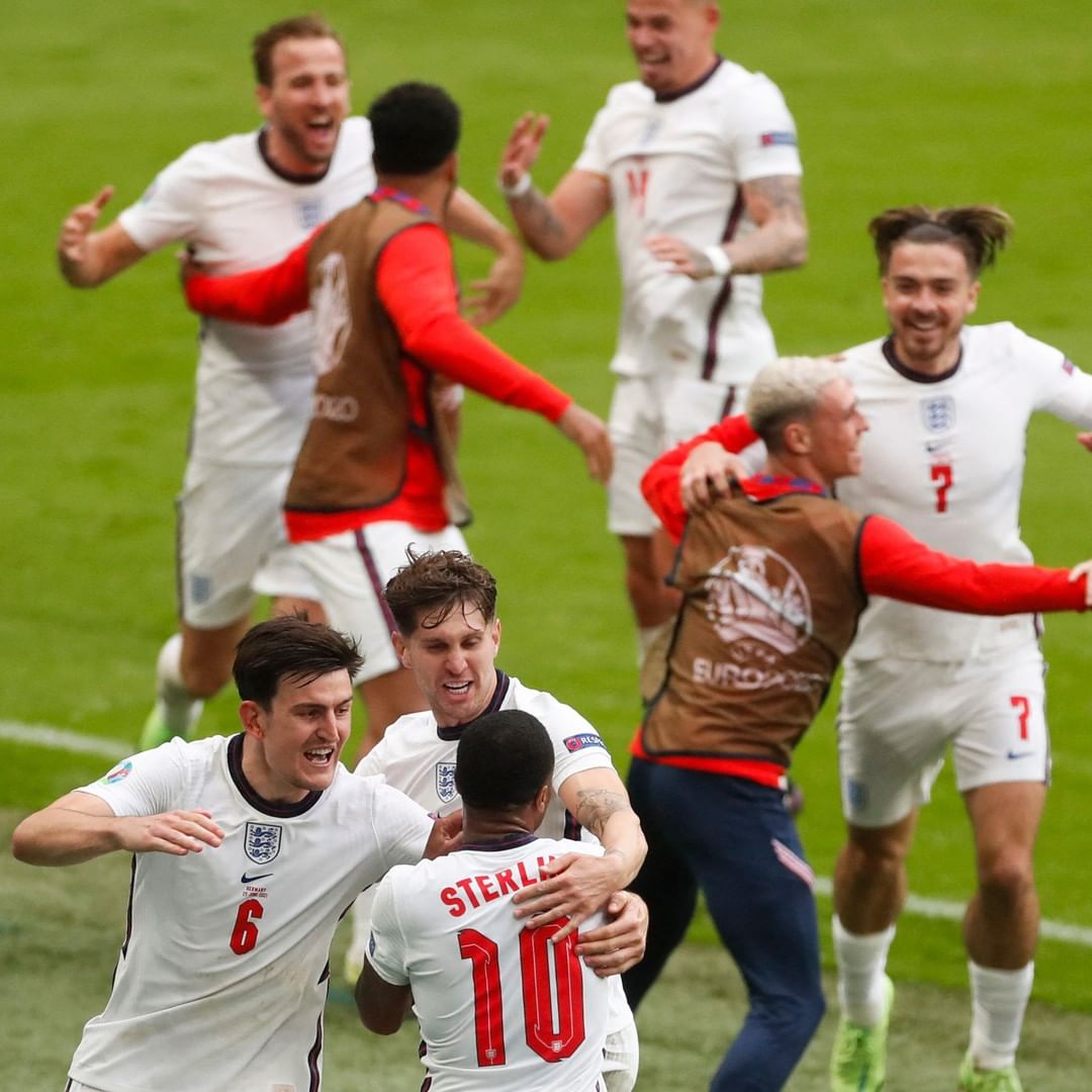16 Besar Euro 2020: Inggris Pulangkan Jerman, Gol Setan Ukraina Hentikan Swedia