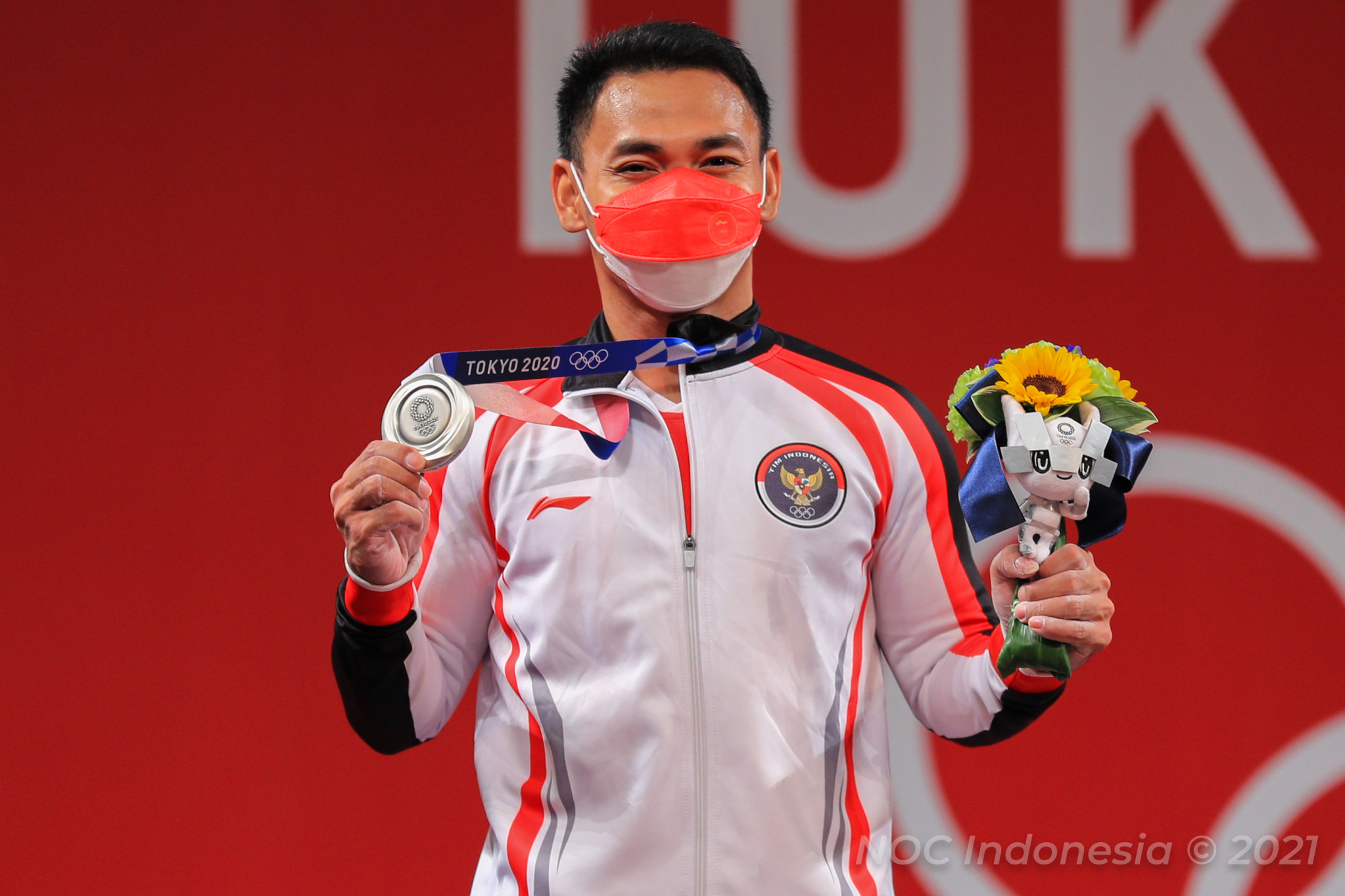Medali Olimpiade Tokyo 2020 Milik Windy Cantika dan Eko Yuli Terbuat dari HP Bekas
