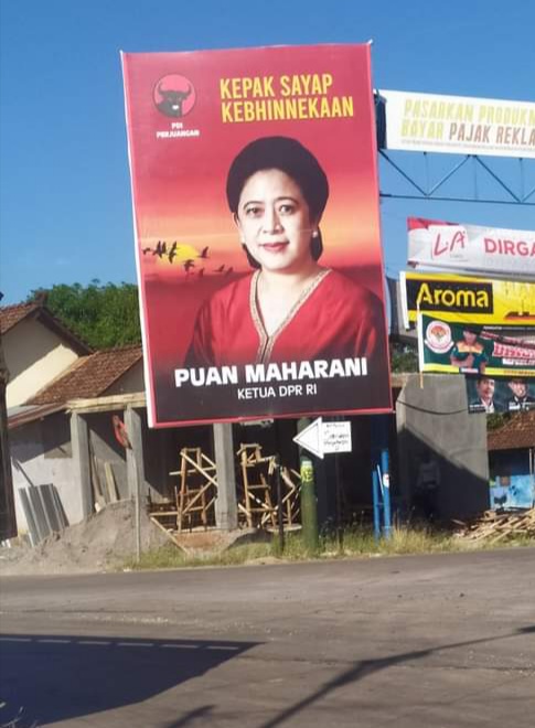 Kepak Sayap Kebhinekaan VS Sahabat Ganjar, Online Marketing VS Outlet?