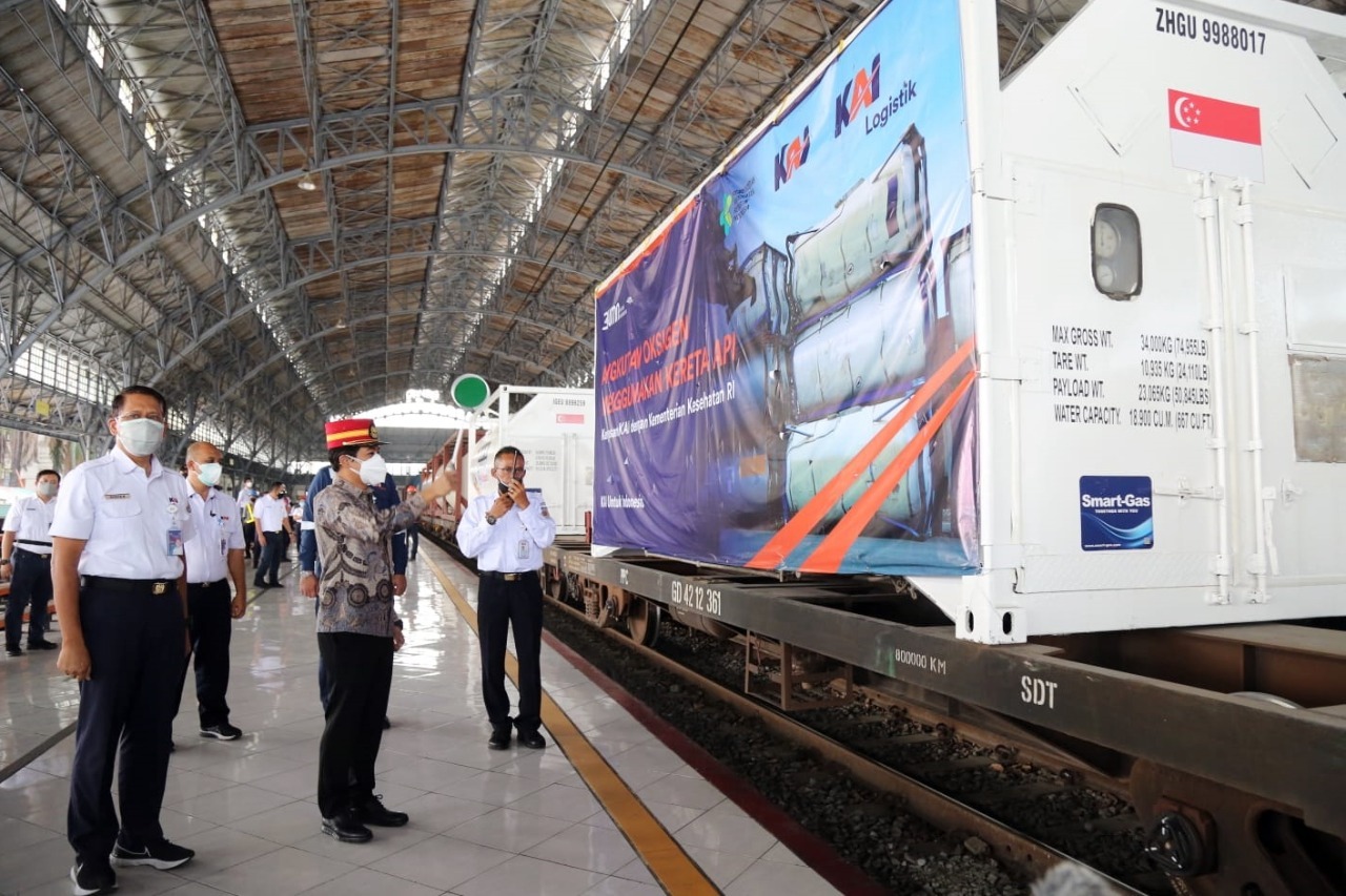 KAI Gratiskan Angkut Oksigen 80 Ton untuk Masyarakat Jatim