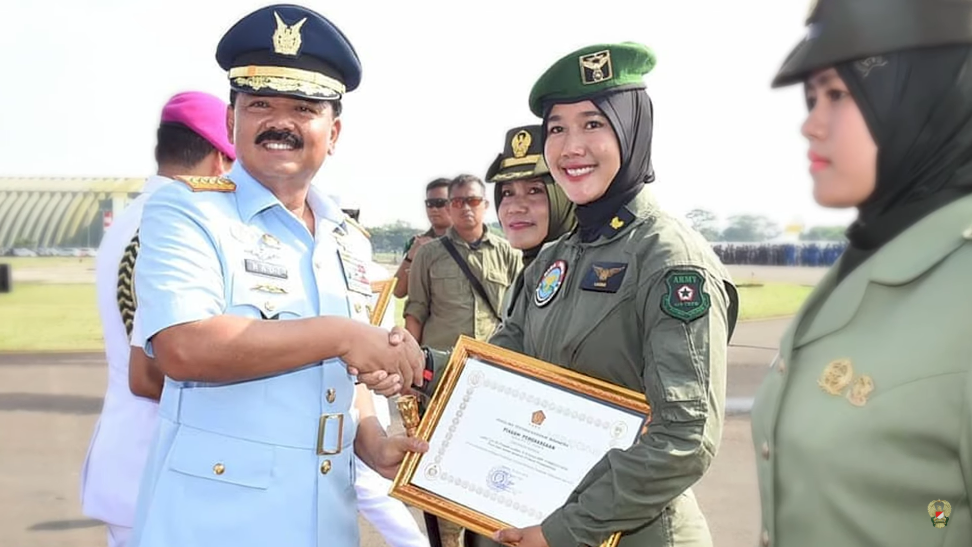 Puspita Ladiba, Anak Penjual Jagung Bakar yang Jadi Pilot Perempuan Pertama TNI AD
