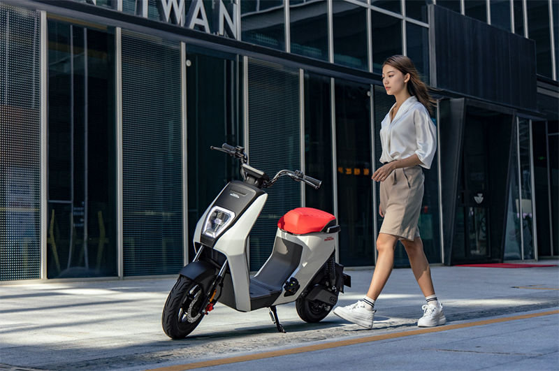 Honda Rilis Motor 1-Seater Murah