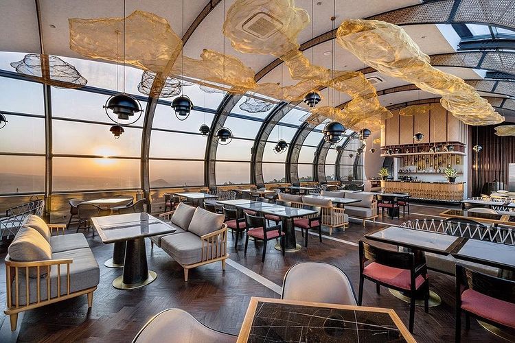 Resto Eksklusif dengan Pemandangan Pegunungan di Kota Batu, Malang