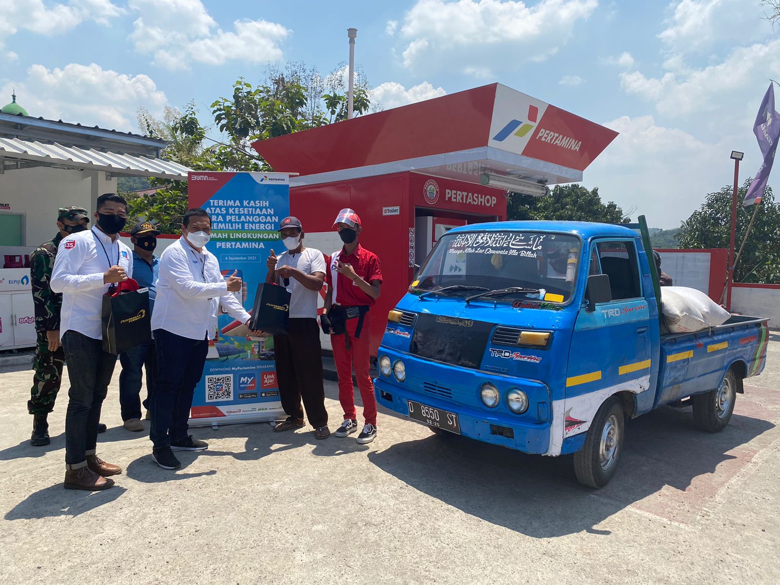 Spesial Lewat Program Grebek SPBU, Pertamina Beri Kejutan ke Pelanggan Setia di Jawa Bagian Barat