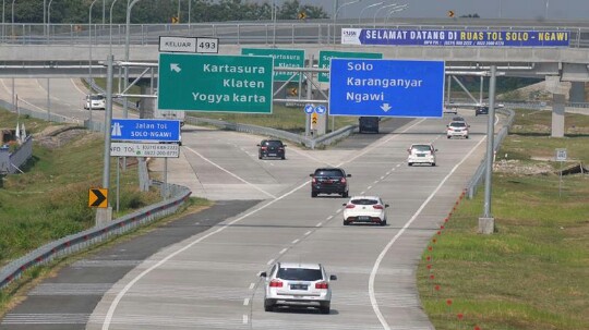 Sistem Bayar Tol Tanpa Stop Mulai Berlaku Tahun Depan