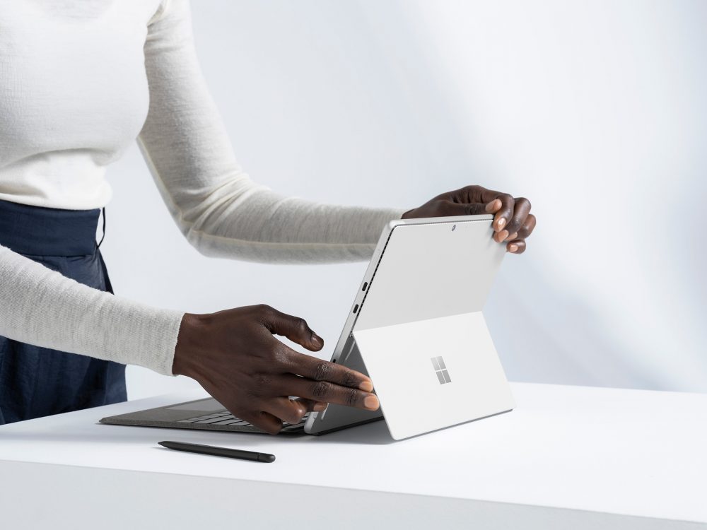Microsoft Luncurkan Laptop Terbarunya Surface Pro 8