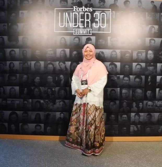 Heni Sri Sundani, Pendiri Gerakan Anak Petani Cerdas Jadi Sarjana