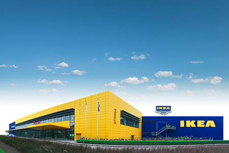 IKEA Tawarkan Listrik EBT dengan Harga Murah