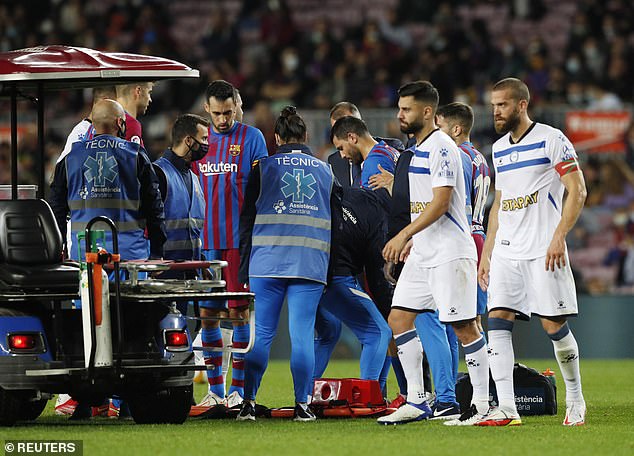 Masalah Jantung Sergio Aguero dan Kewaspadaan Situasi Darurat di Lapangan