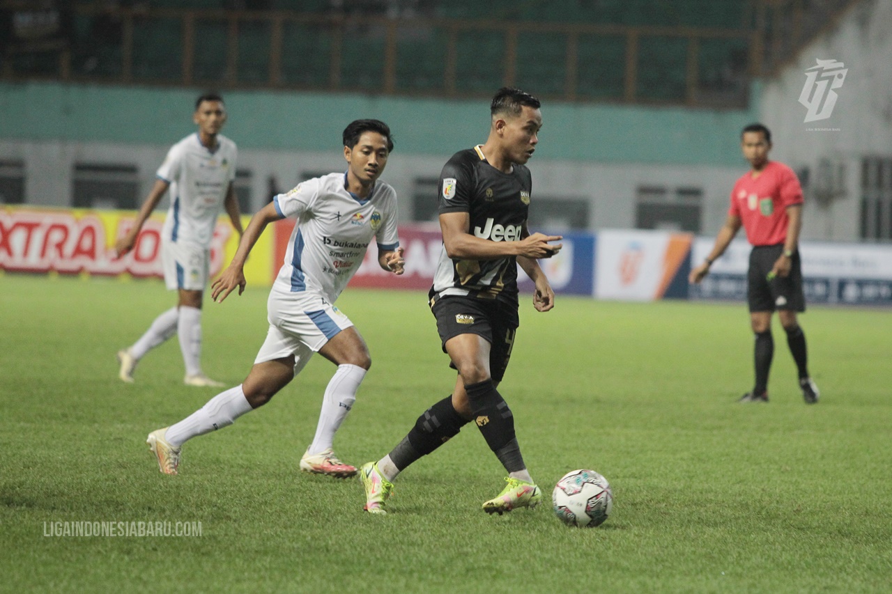  Dewa United vs PSIM - Foto LI