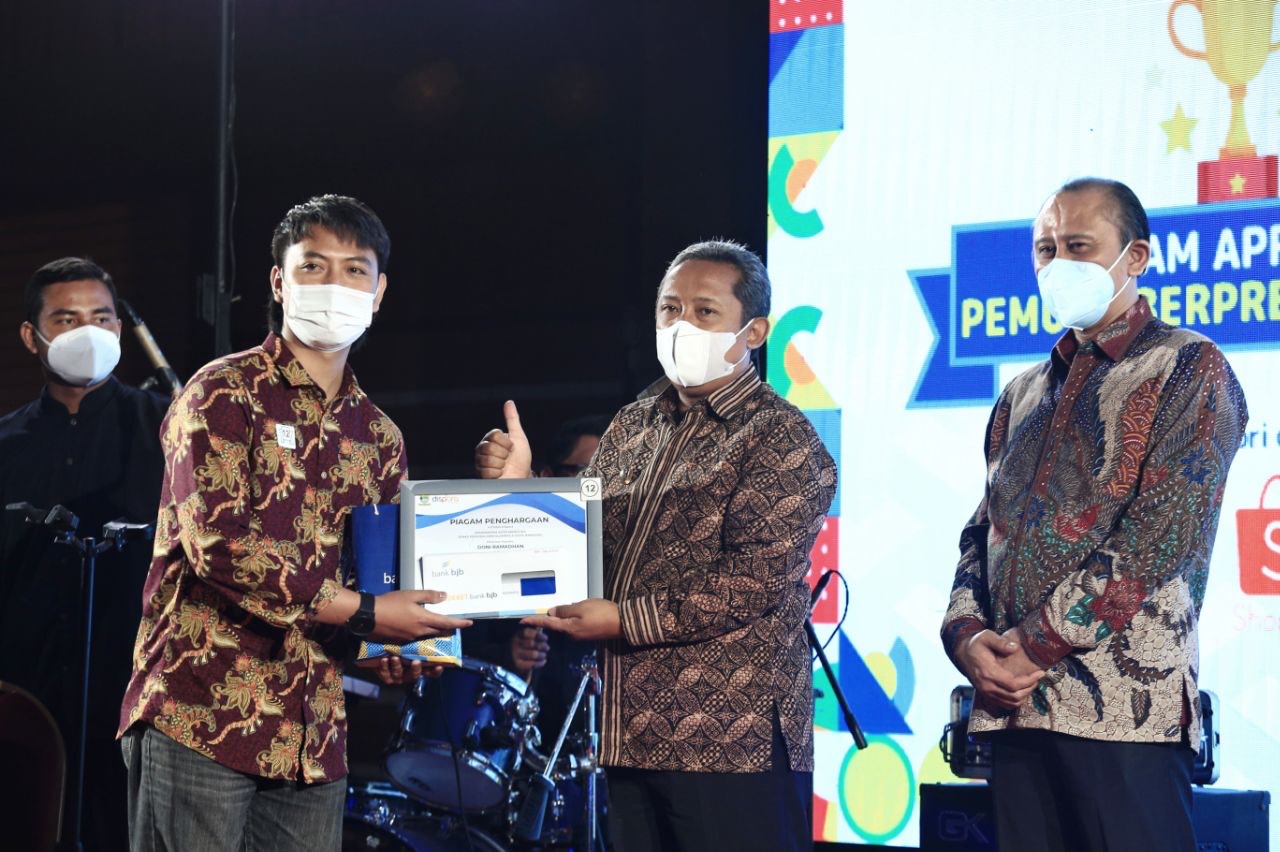 Wirausaha Muda Pemula