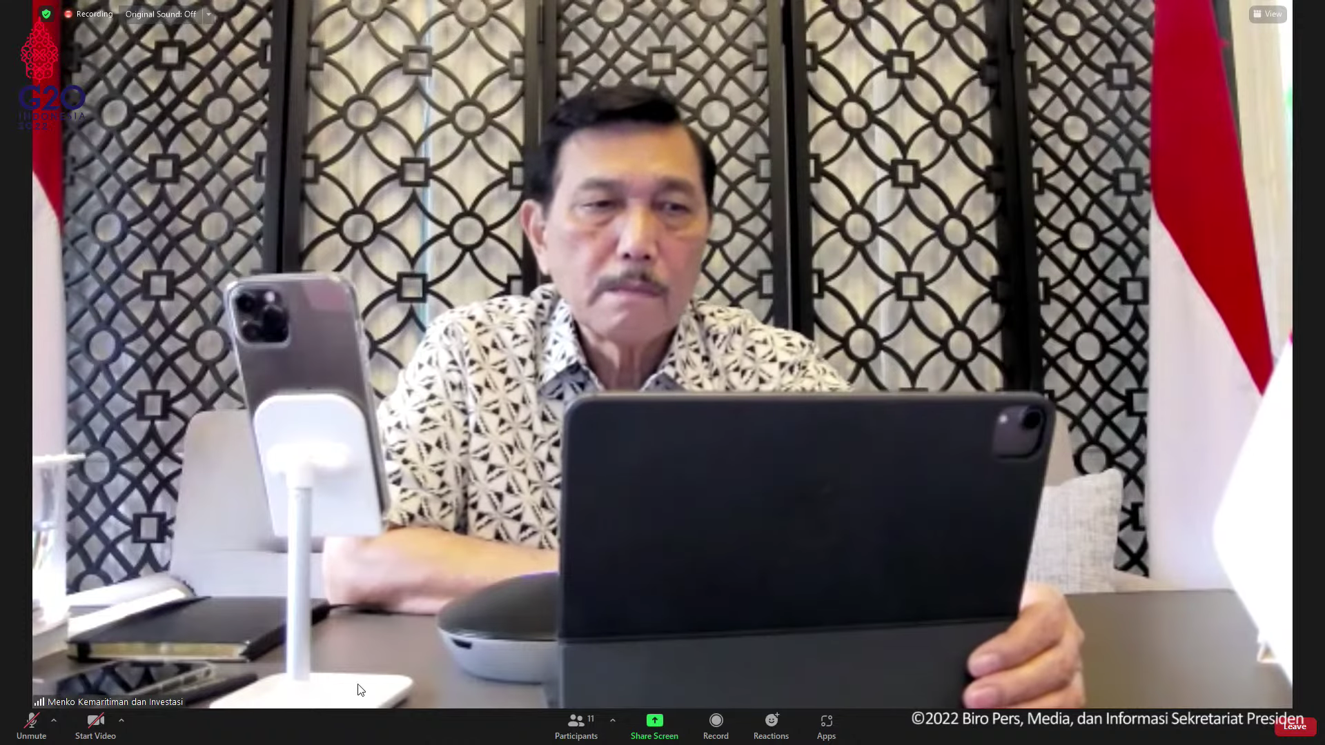 Omicron Terus Meningkat, Luhut Minta Kantor Mulai WFH