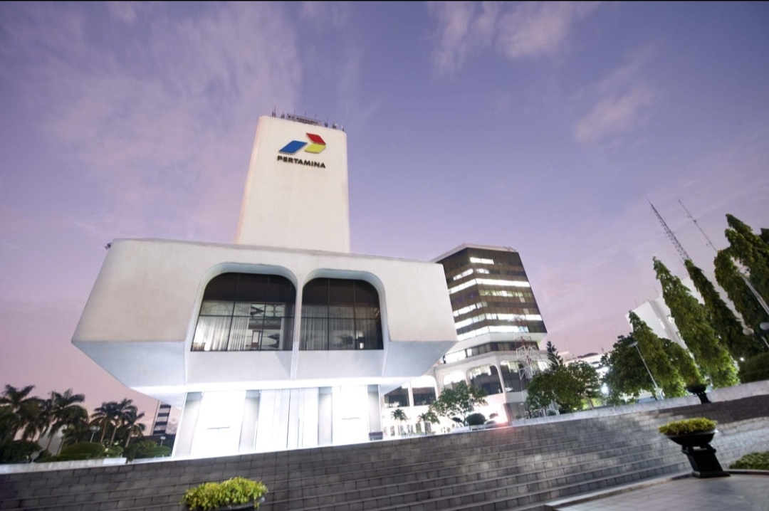 Harga Minyak Mentah Tembus USD 100 Per Barel, Pertamina Pastikan Suplai BBM & LPG Aman