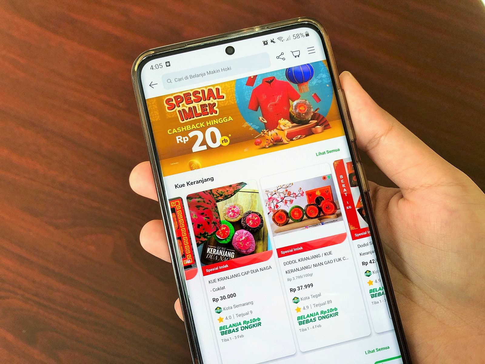 Imlek 2022, Penjualan Kue Keranjang Naik 4 kali Lipat