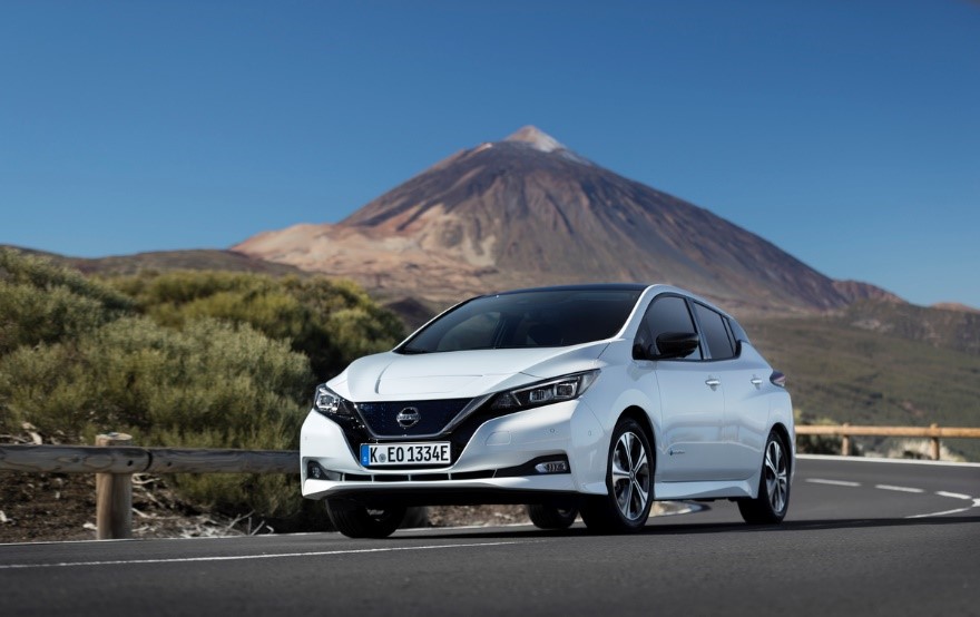 Sayonara! Nissan Akan Hentikan Pengembangan Mobil Bermesin Bensin