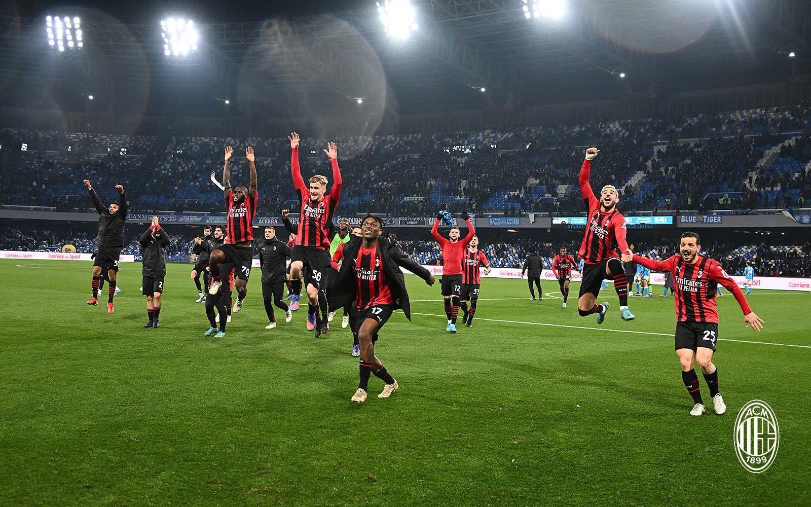 AC Milan Libas Napoli, Inter Terus Mengintai