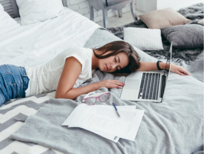 4 Tips Atasi Rasa Malas Saat WFH