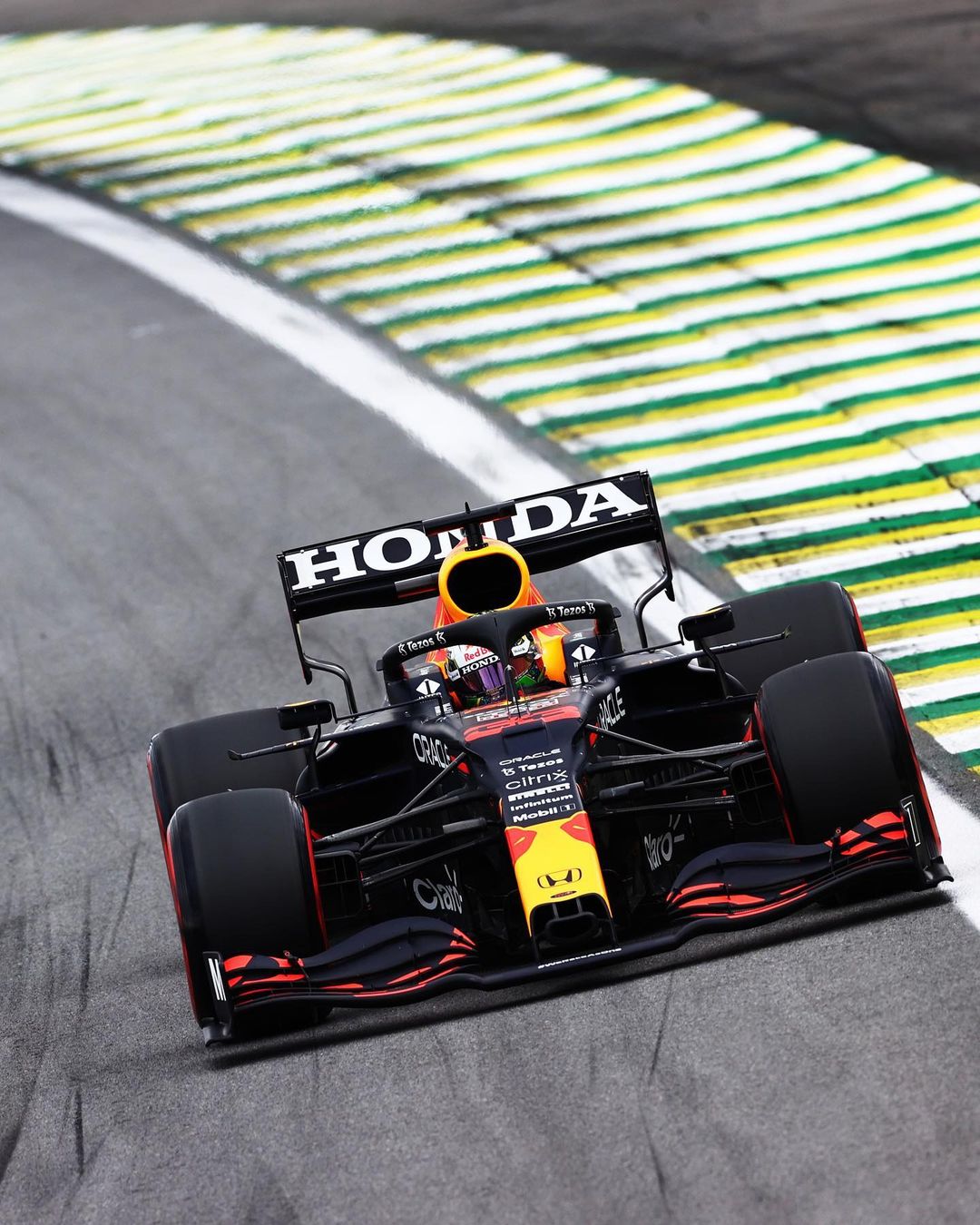 Kualifikasi F1 Emilia Romagna: Berulang Kali Red Flag, Max Verstappen Asapi Charles Leclerc