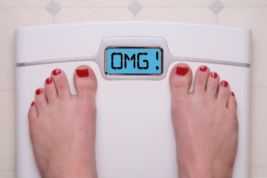 5 Kebiasaan yang Bisa Menaikkan Berat Badan Saat Puasa