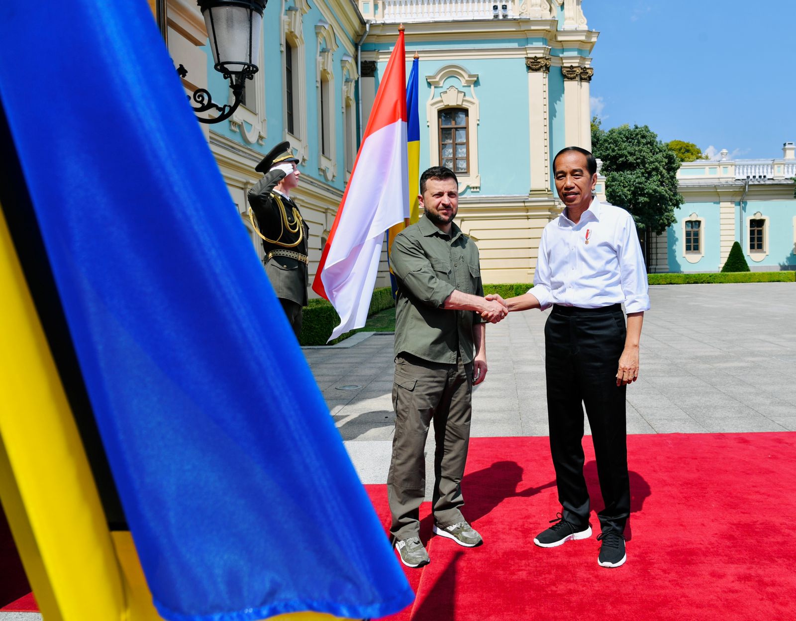 Jokowi Bawa Pesan Presiden Zelenskyy untuk Presiden Putin