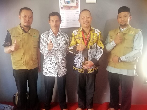 Nabung 19 Tahun,  Darmin Berhasil Berangkat Haji dari Uang Kuli Panggul