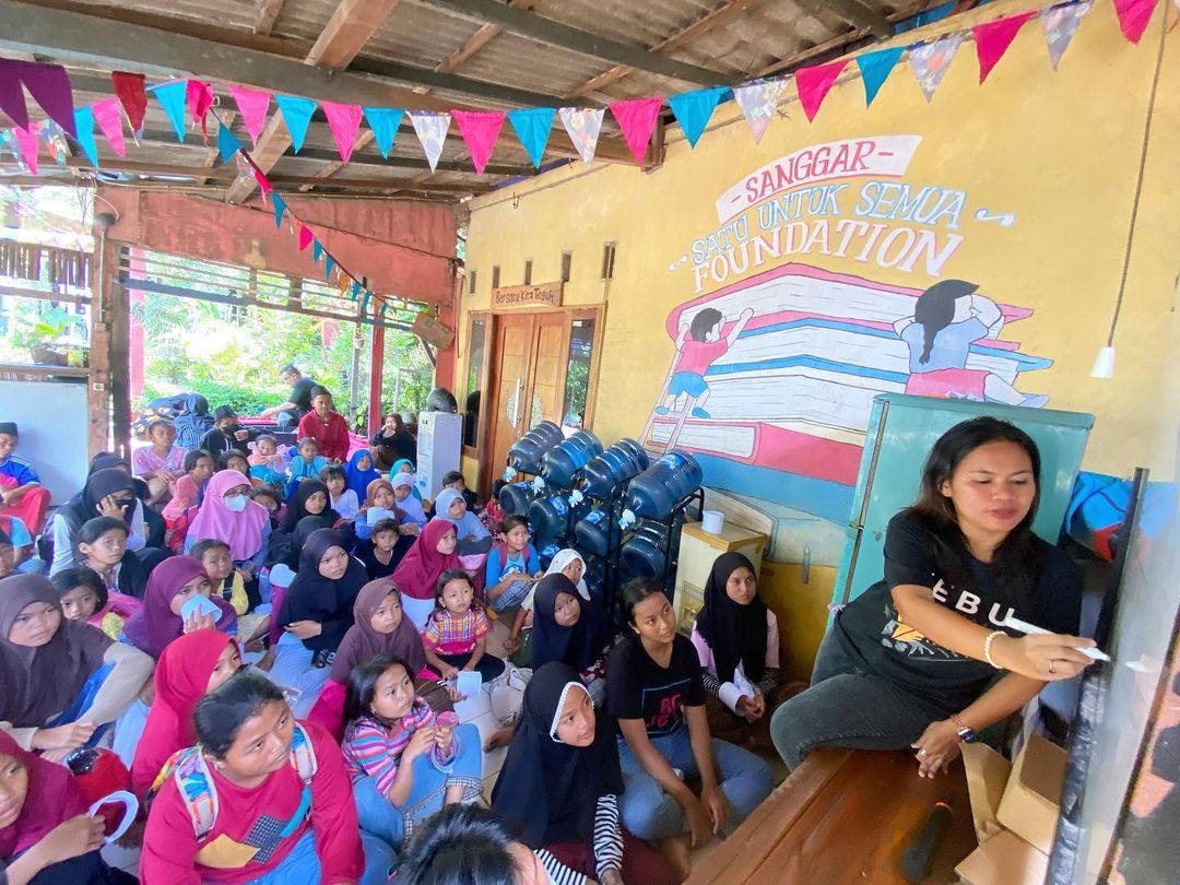 Resa Boenard, Pembawa Harapan Pendidikan Bagi Anak-Anak Bantargebang