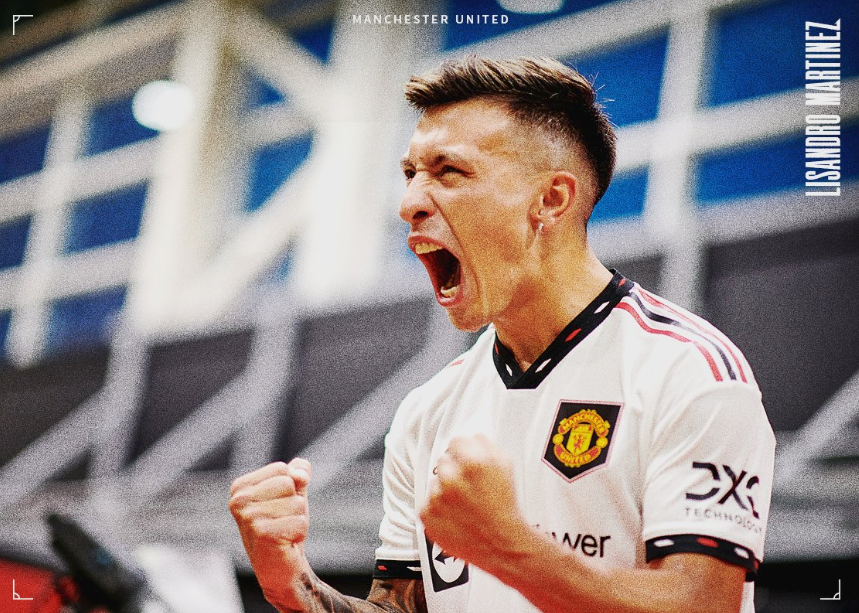 Manchester United Umumkan Perekrutan Bek Argentina Sekaligus Pemain Baru Ketiga di Musim Ini