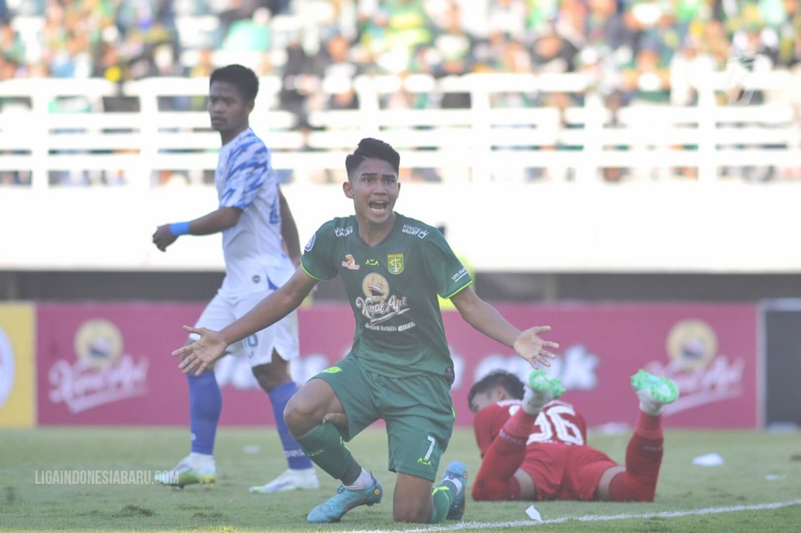 Bonek Rusuh, Persebaya Dihukum 5 Laga Tanpa Penonton