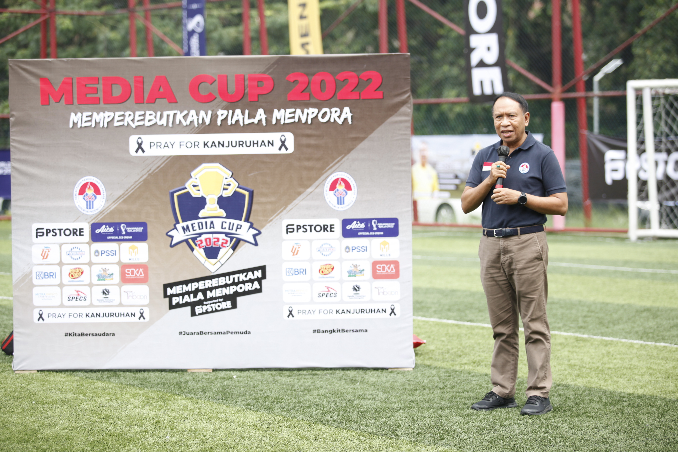 Media Cup 2022 Tuntas, Menpora dan Kurniawan Dwi Yulianto Berikan Dukungan