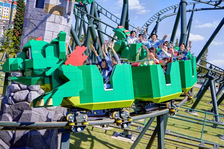 5 Deretan Theme Park Seru di Jepang, Ada Ghibli Park Baru!