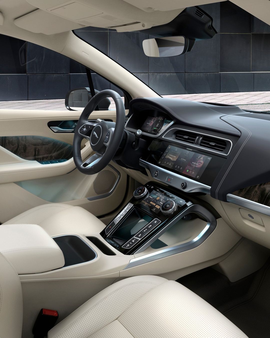 Ramaikan Deretan Mobil Listrik di Indonesia, Jaguar Luncurkan SUV Mewah I-Pace