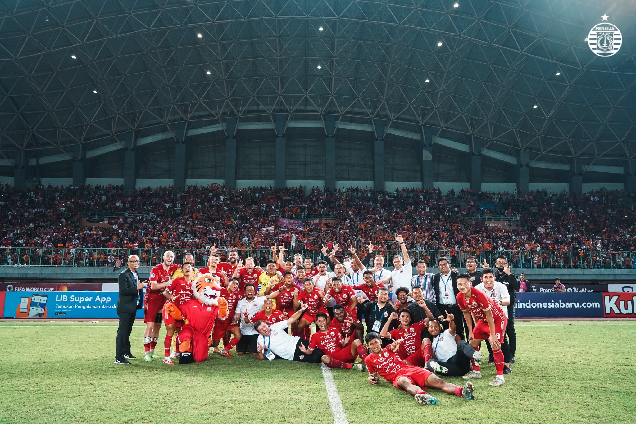Persija Belanja dan Bersih-Bersih Pemain di Lantai Bursa