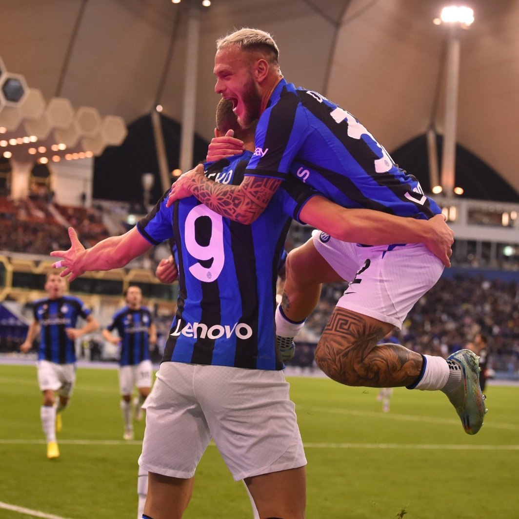 Inter Milan Juara Piala Super Italia Setelah Bantai AC Milan 3-0