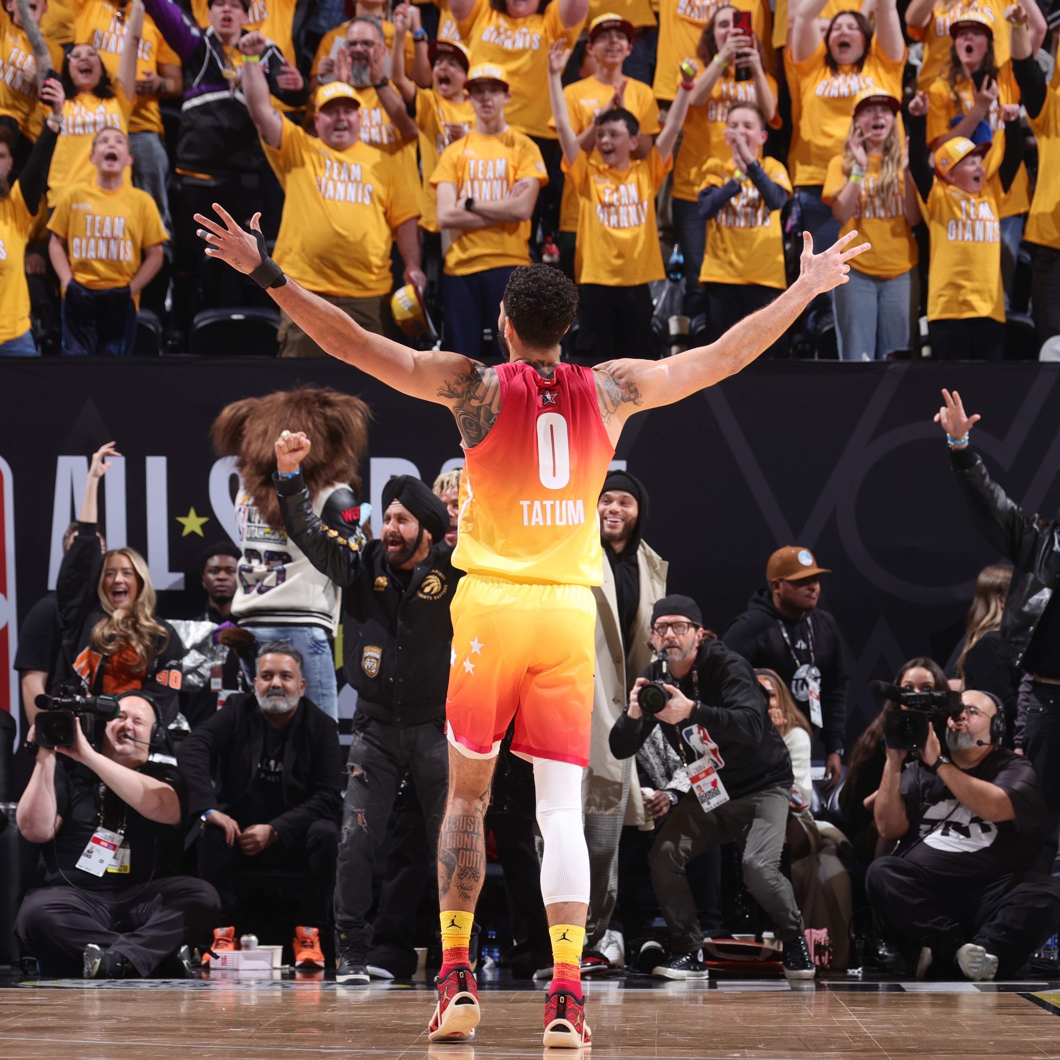 NBA All-Star 2023: Team Giannis Cukur Team LeBron