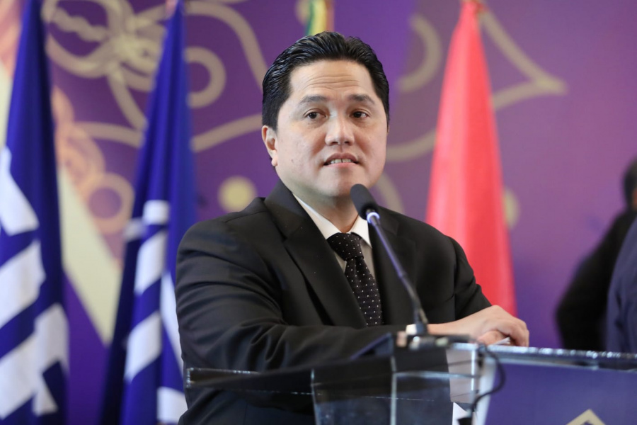 Permintaan Erick Thohir Usai Rusuh Suporter PSIS dan Polisi Tembak Gas Air Mata