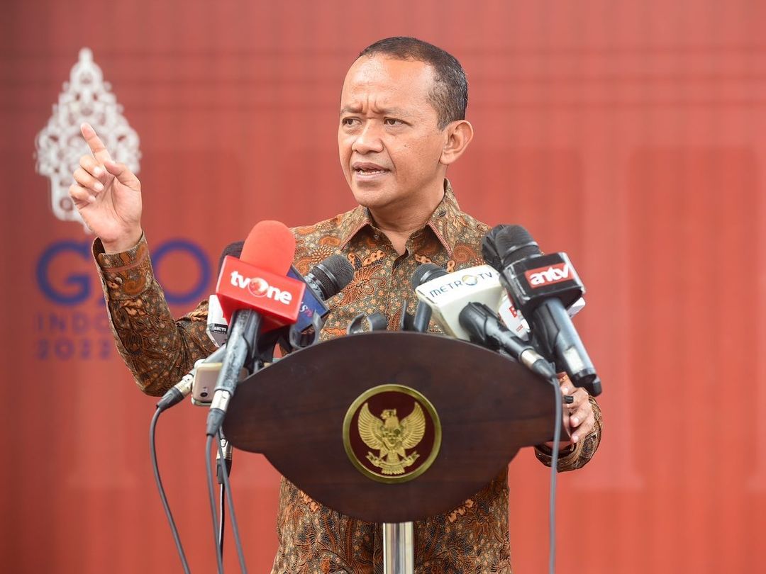 Reshuffle di Awal Februari, Rabu Pon atau Kamis Wage?
