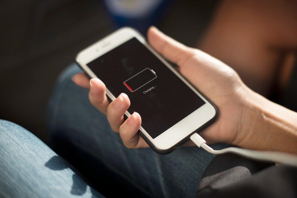 Ini 5 Jenis Aplikasi Smartphone yang Kuras Baterai