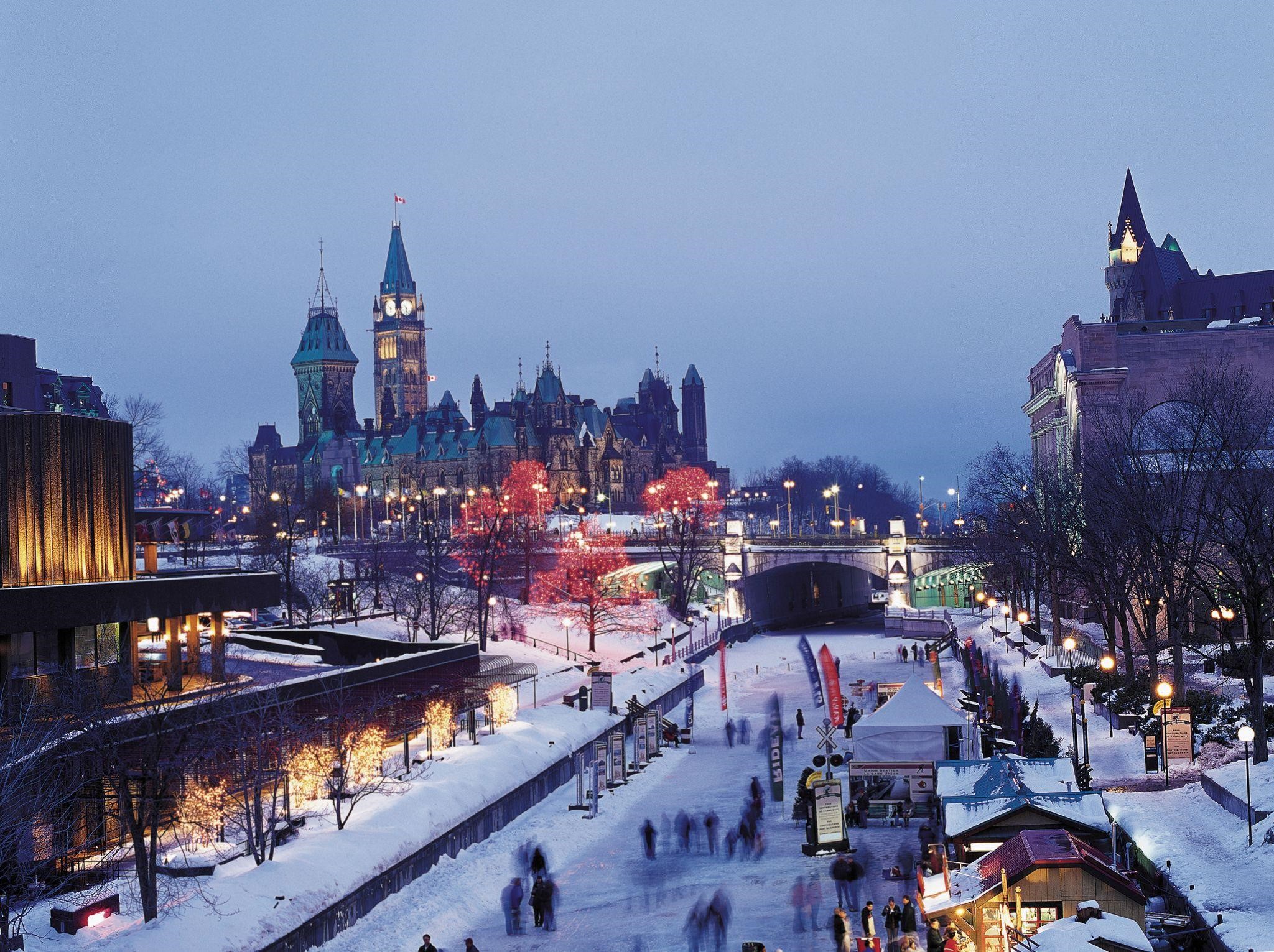 Suhu Meningkat, Arena Skating Rideau Canal Kanada Masih Tutup