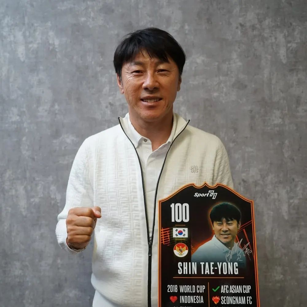 Shin Tae-yong Tolak Permintaan Maaf Thomas Doll