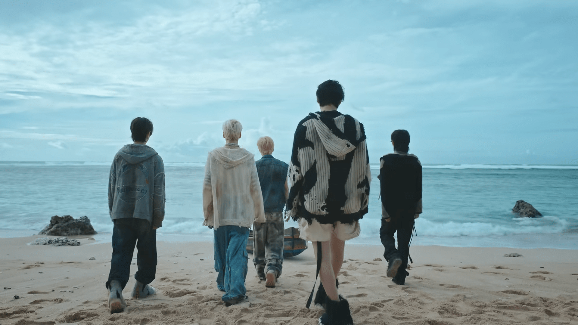 Buat Heboh! Ini 5 Lokasi Syuting Video ‘Sugar Rush Ride’ TXT di Bali