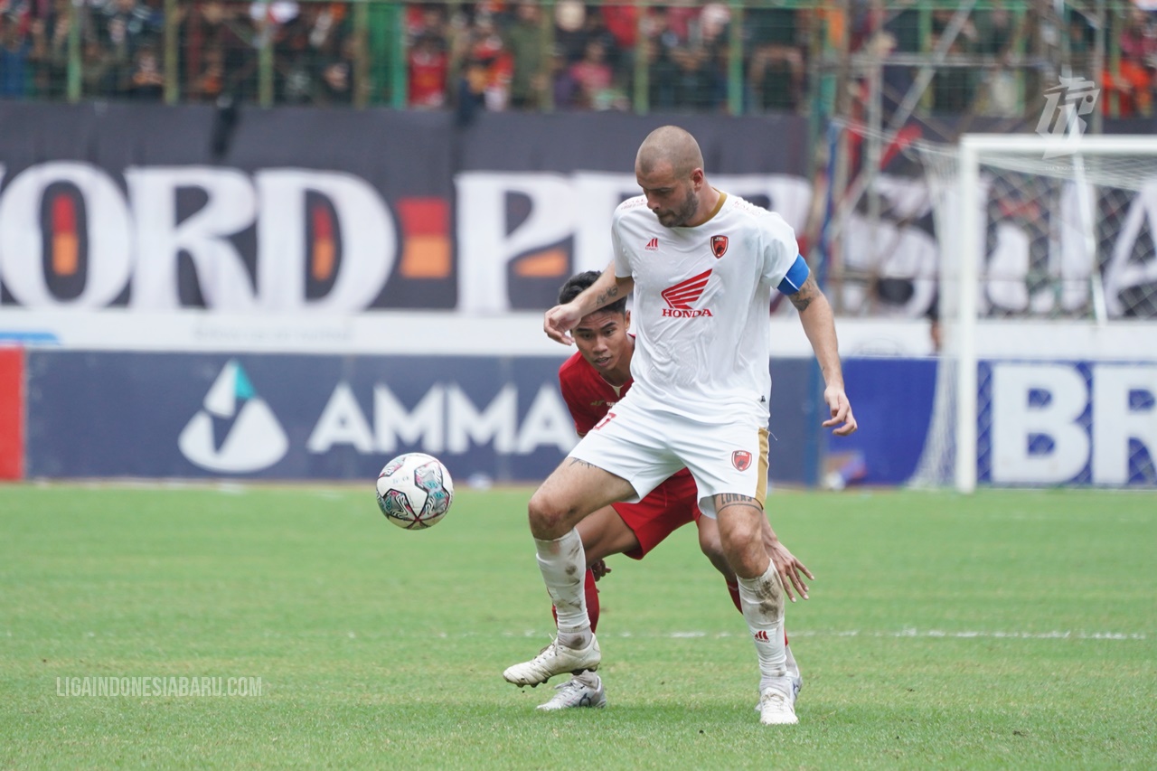 Persaingan Juara Liga 1: PSM Unggul 13 Angka atas Persib