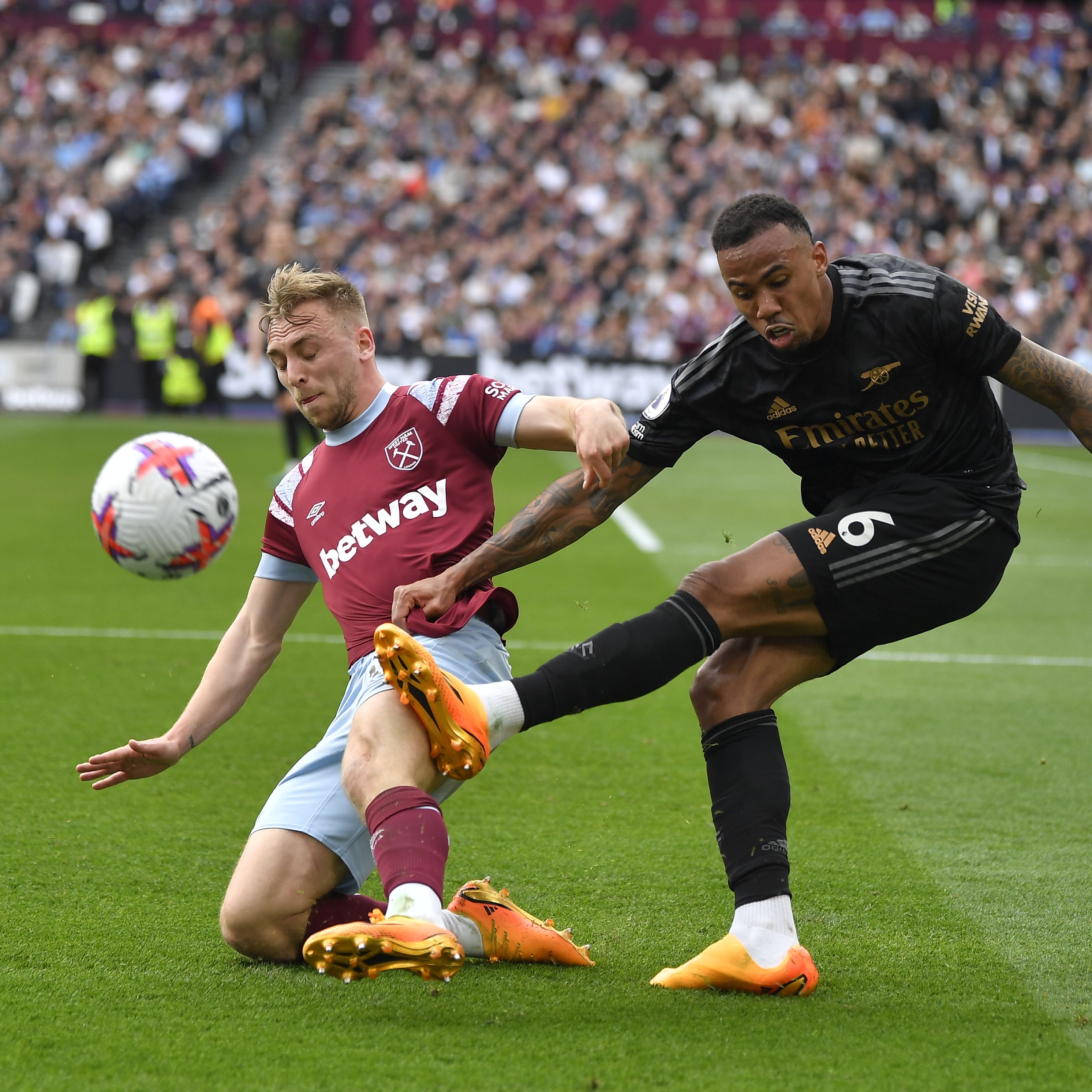 Hasil Premier League: Arsenal Tersandung, Manchester United Berjaya