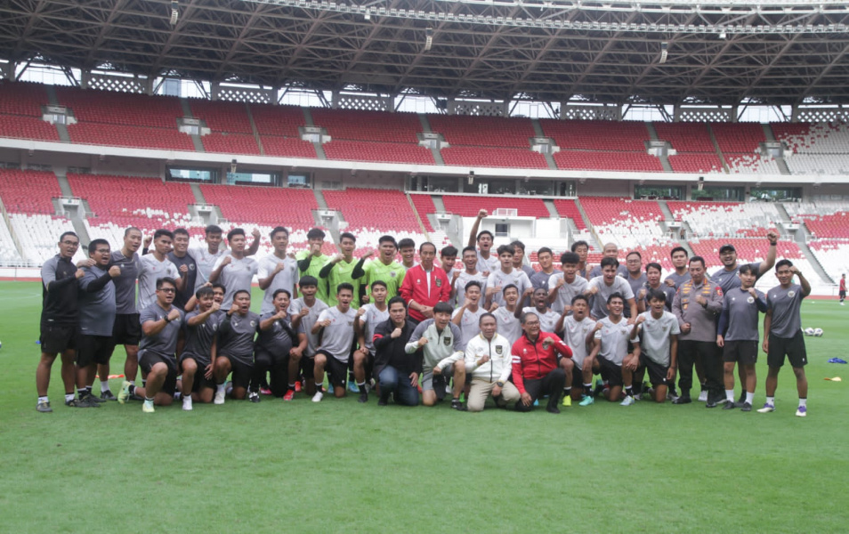 Jokowi: Para Pemain Timnas Indonesia U-20 Ingin Kuliah, Jadi Polisi, TNI, dan PNS