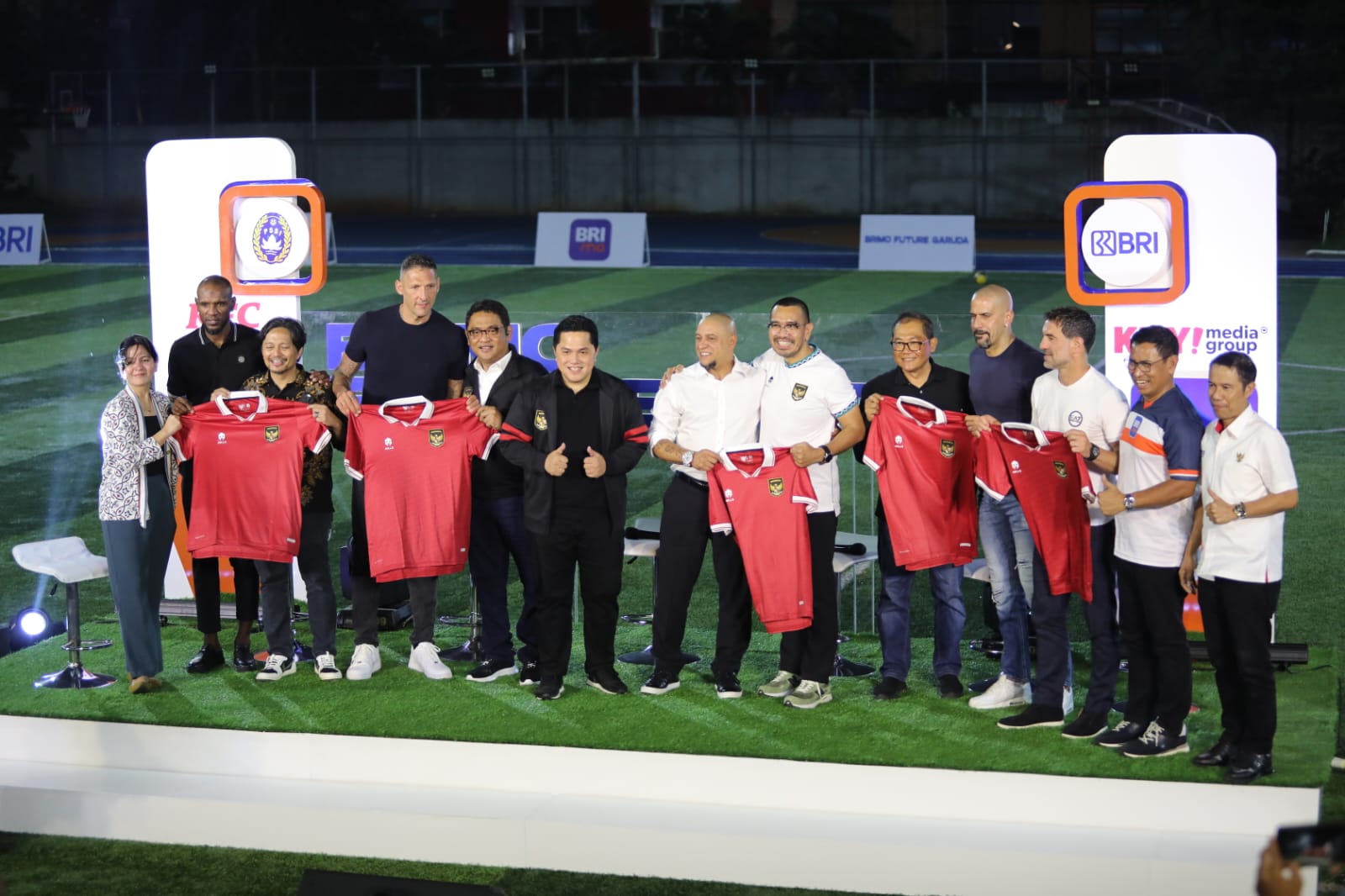 5 Legenda Dunia Datang ke Jakarta, Latih Para Pemain Muda Indonesia