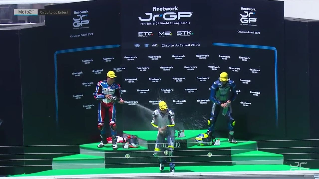 Pertamina Mandalika SAG Racing Team Naik Podium di Moto2 Portugal!
