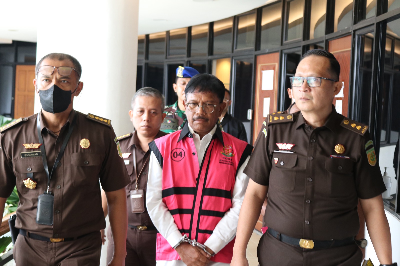 Menkominfo Johnny G Plate Ditetapkan Tersangka Kasus Korupsi BTS 4G