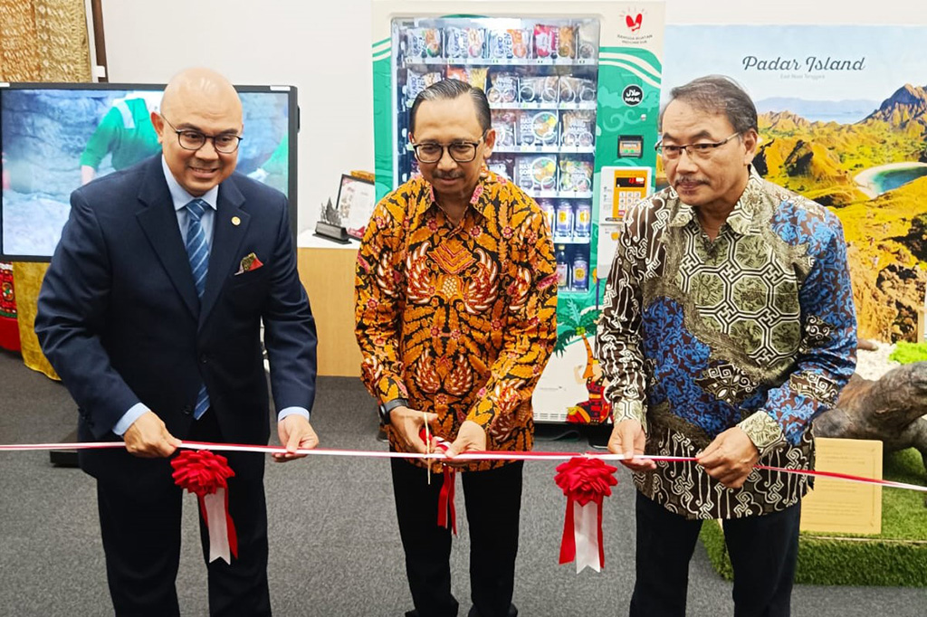 Indonesia Halal Vending Machine Hadir Pertama di Jepang